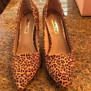 Leopard print shoes size 81/2 worn twice heel is 3inches high. Fabric upper.
